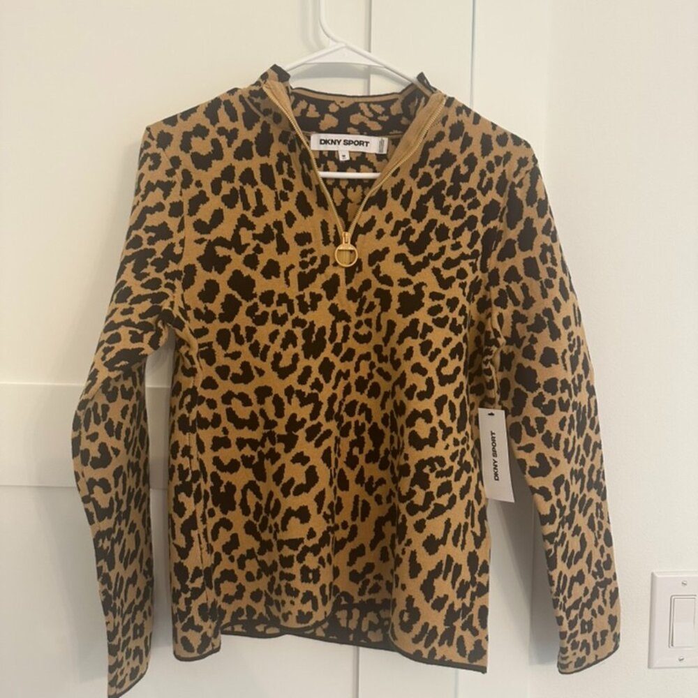 Leopard print DKNY Sport Women's Quarter zip MEDIUM